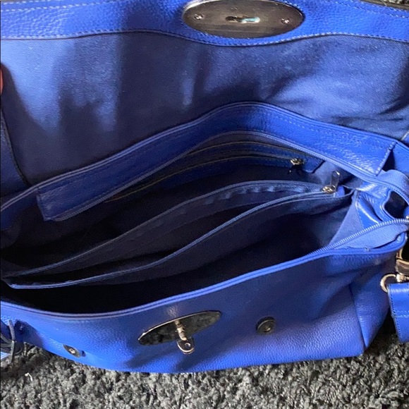 Danier leather purse - Picture 3 of 6